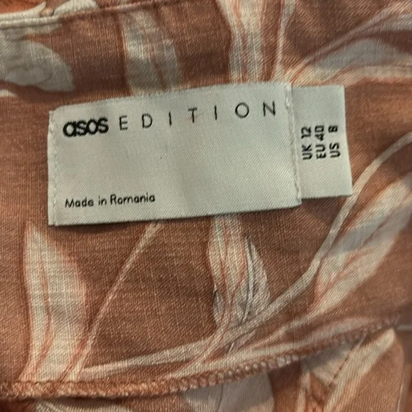 ASOS EDITION twist front off shoulder top and skirt in linen
floral print. - Picture 12 of 14